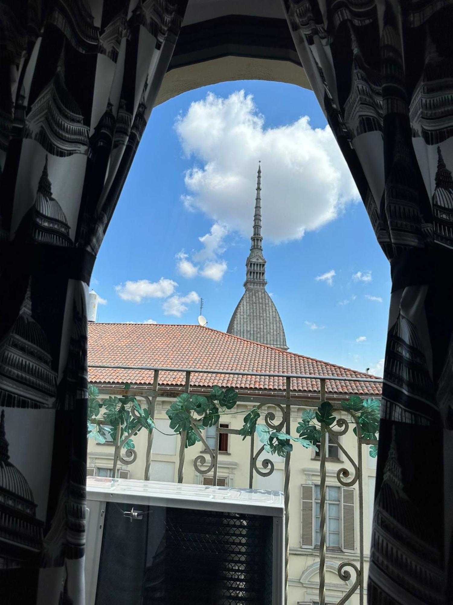 Historic Center Via Po Apartment Торино Екстериор снимка