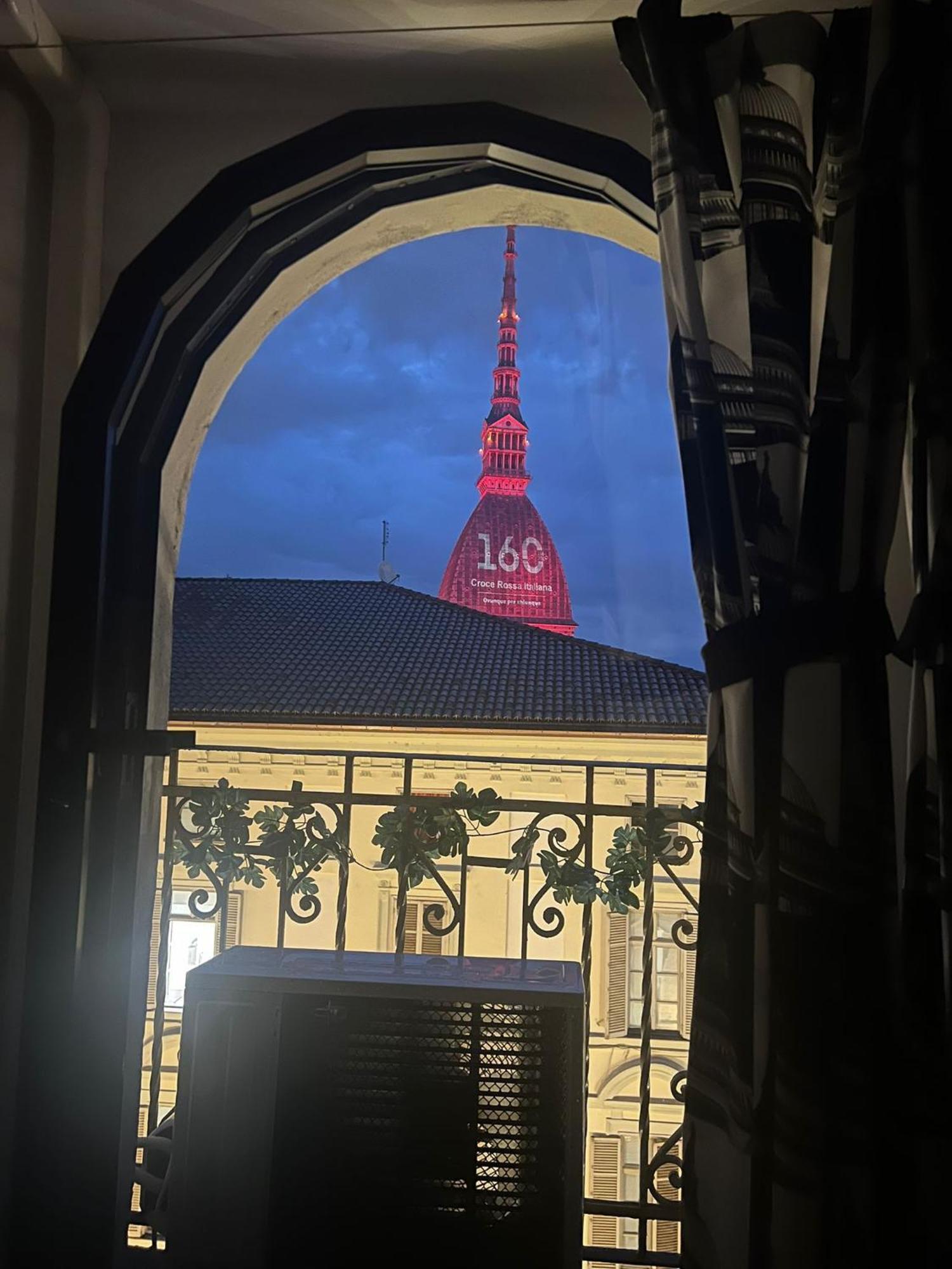 Historic Center Via Po Apartment Торино Екстериор снимка